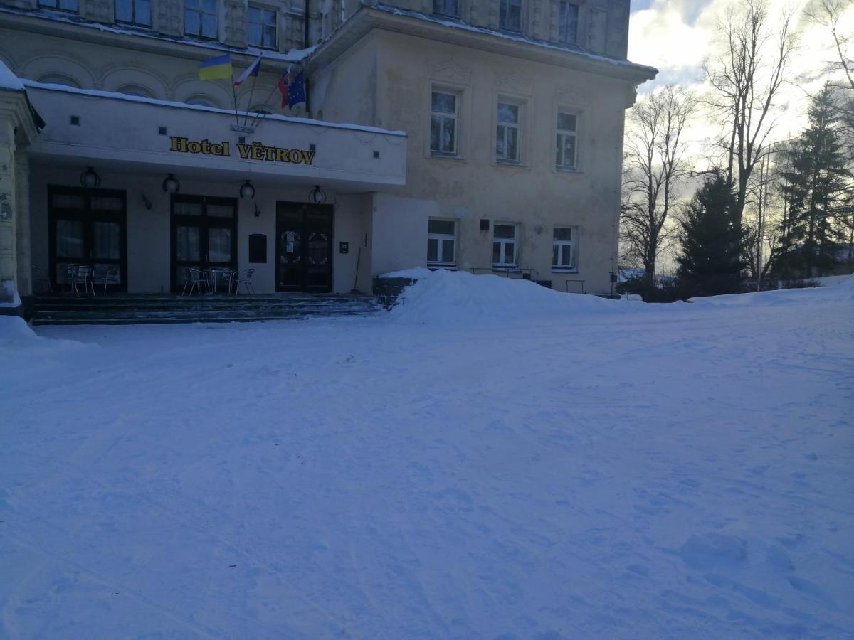 Hotel Vetrov Vysoké nad Jizerou 외부 사진