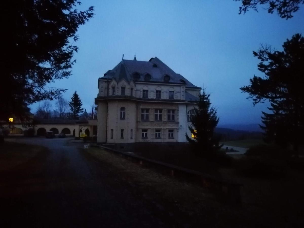 Hotel Vetrov Vysoké nad Jizerou 외부 사진